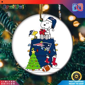 Snoopy New England Patriots NFL Football Ornamen Christmas Ornaments